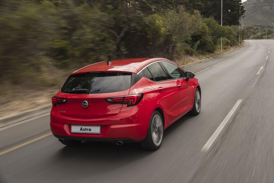  Opel Astra 2016 года  (ZA) (фото 18 из 40)